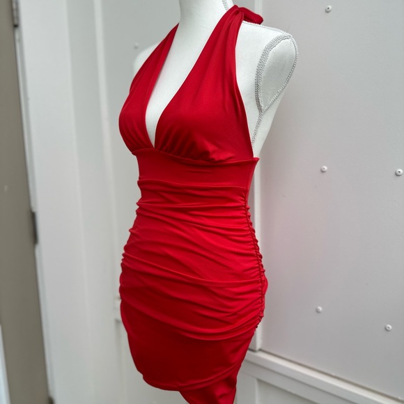 Gorgeous Red Halter Dress - Picture 4 of 7